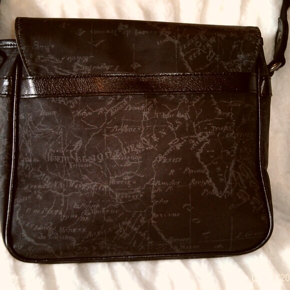 NWOT Black Patricia Nash Essone Crossbody Signature Map Handbag - Picture 4 of 10